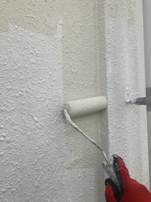 アステックペイント　リファイン無機1000-IR　オフホワイト1回目（中塗り）