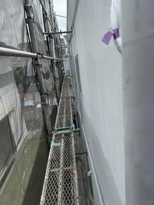 外壁微弾性フィラー　ホワイトフィーラーAⅡ施工状況